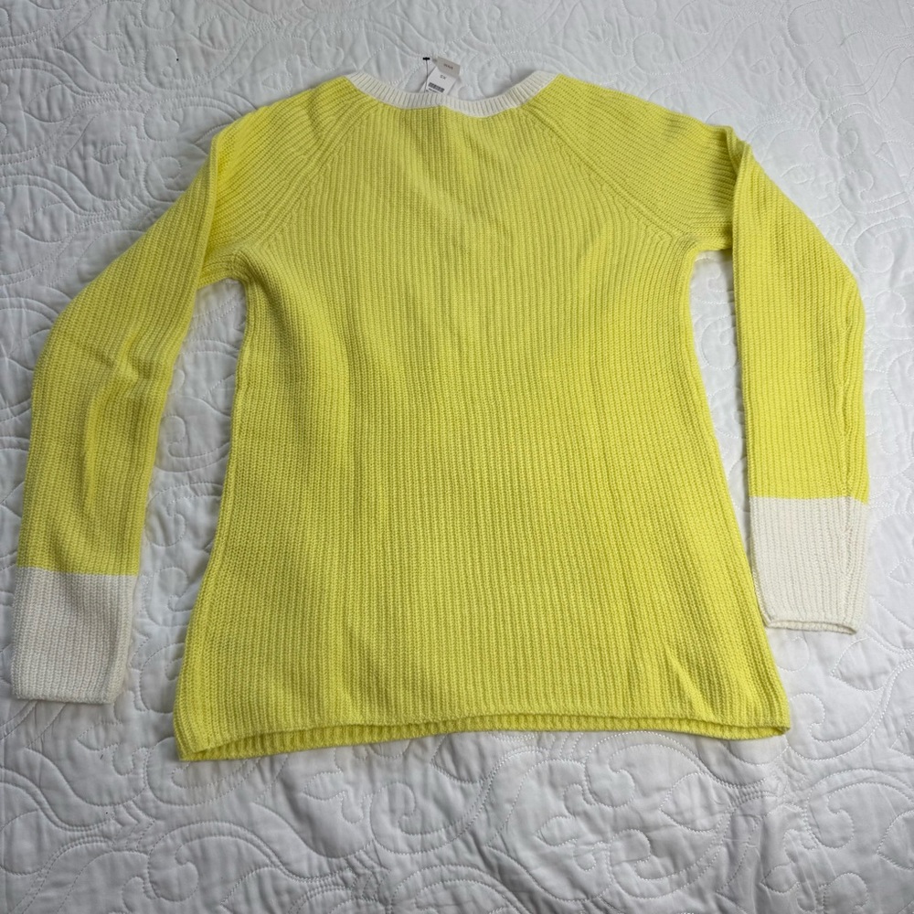 Talbots Chic Sporty Retro Yellow V-Neck Contrast Trim Sporty Sweater Wm's XS NWT - Picture 4 of 8